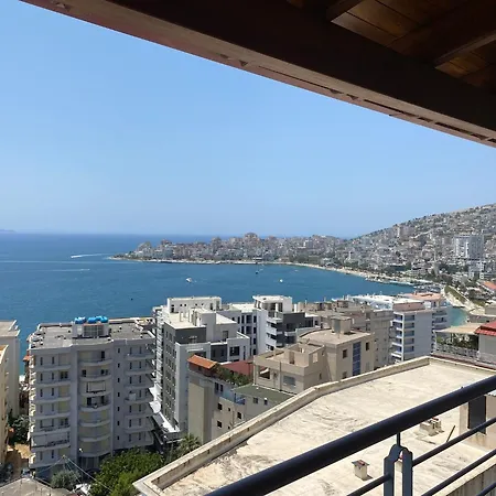 Apartment Breeze Cuddling Your Holidays *