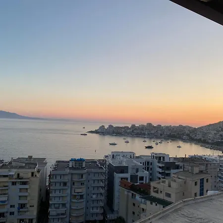 Apartment Breeze Cuddling Your Holidays