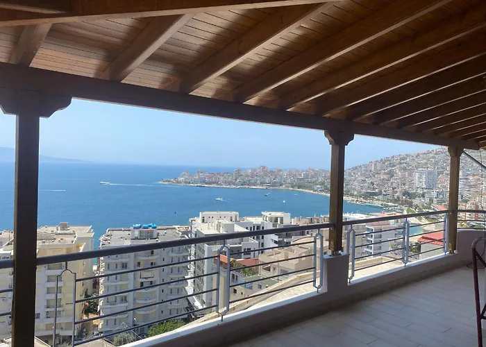 Daire Breeze Cuddling Your Holidays